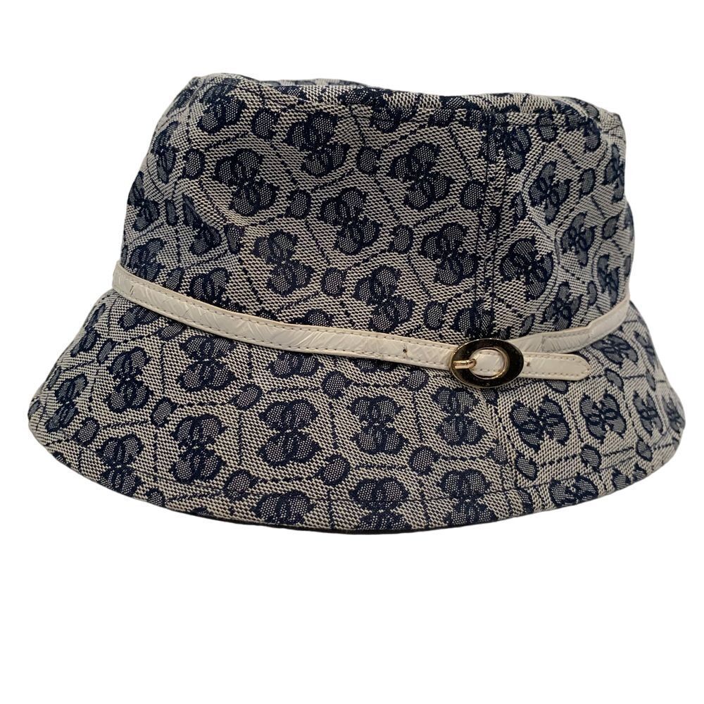 EUC Guess Navy and‎ White Bucket Hat